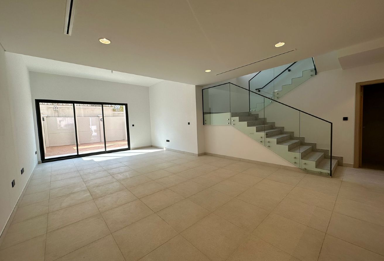 Spacious new 3BR TH | Aldhay at Bloom Gardens